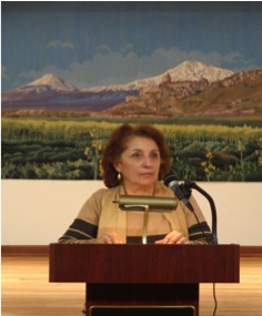 Dr. Meline Karakashian at the lecture