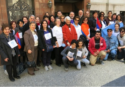 ticipants of the ARS "Walk Armenia" in front of the Prelacy offices on 39th Street with Archbishop Oshagan, Bishop Anoushavan, and Rev. Fr. Mesrob Lakissian.